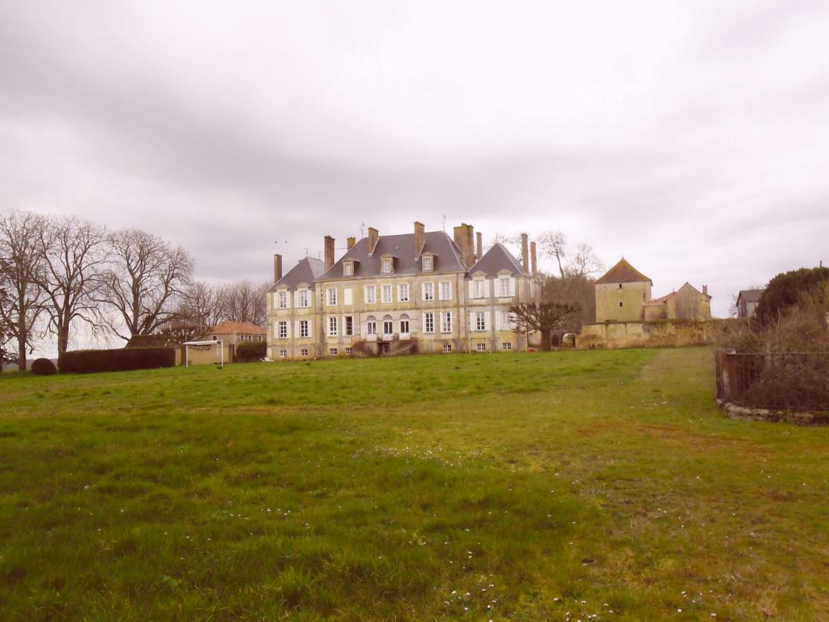 Chateau Des Noces Bazoges-en-Pareds Εξωτερικό φωτογραφία