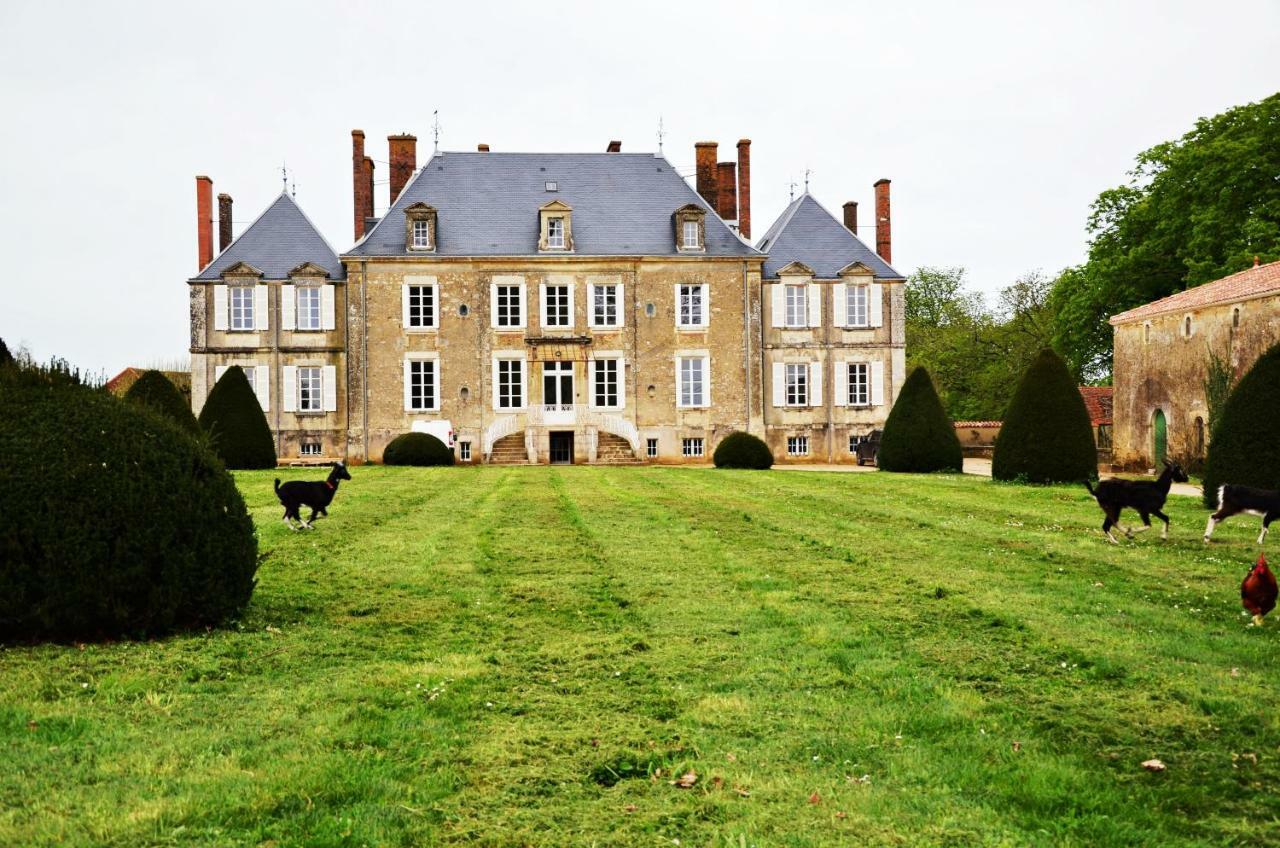 Chateau Des Noces Bazoges-en-Pareds Εξωτερικό φωτογραφία