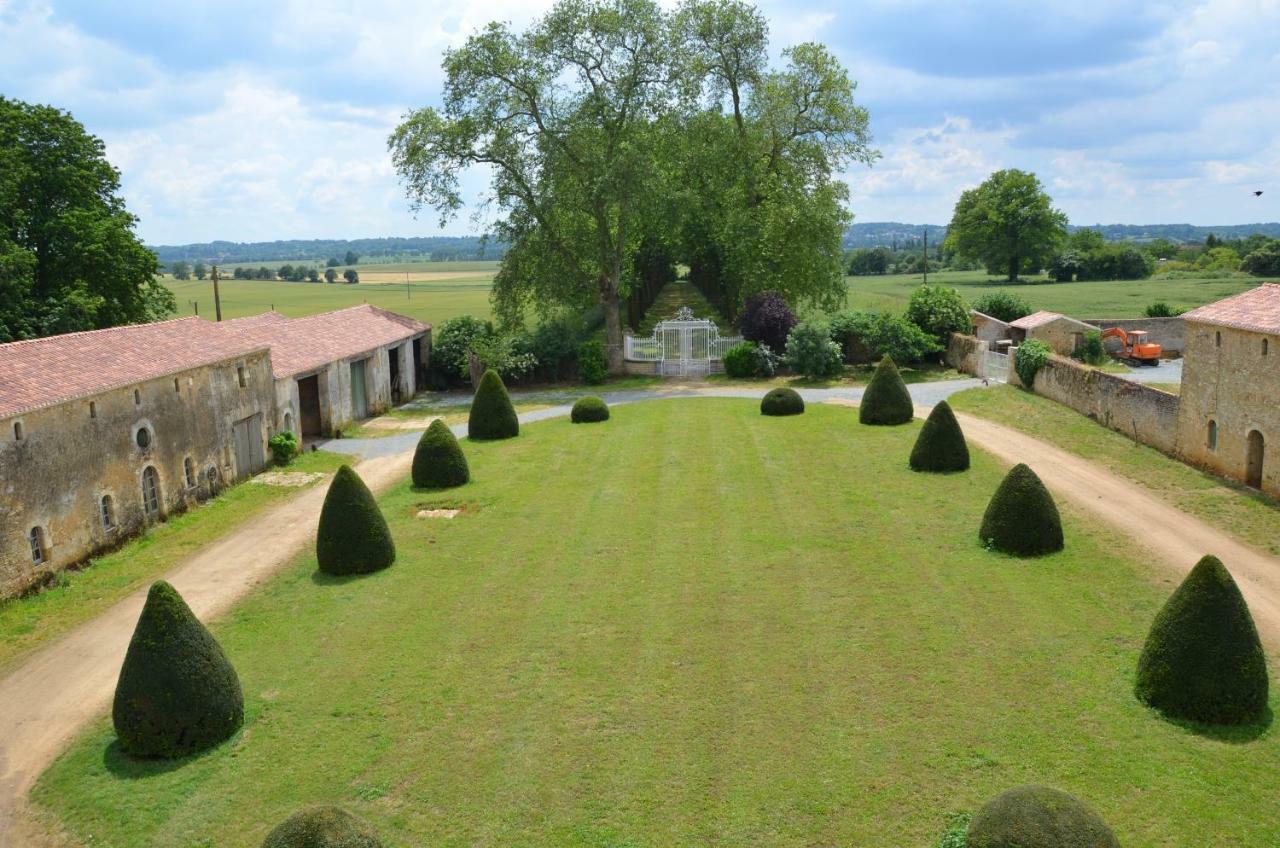Chateau Des Noces Bazoges-en-Pareds Εξωτερικό φωτογραφία